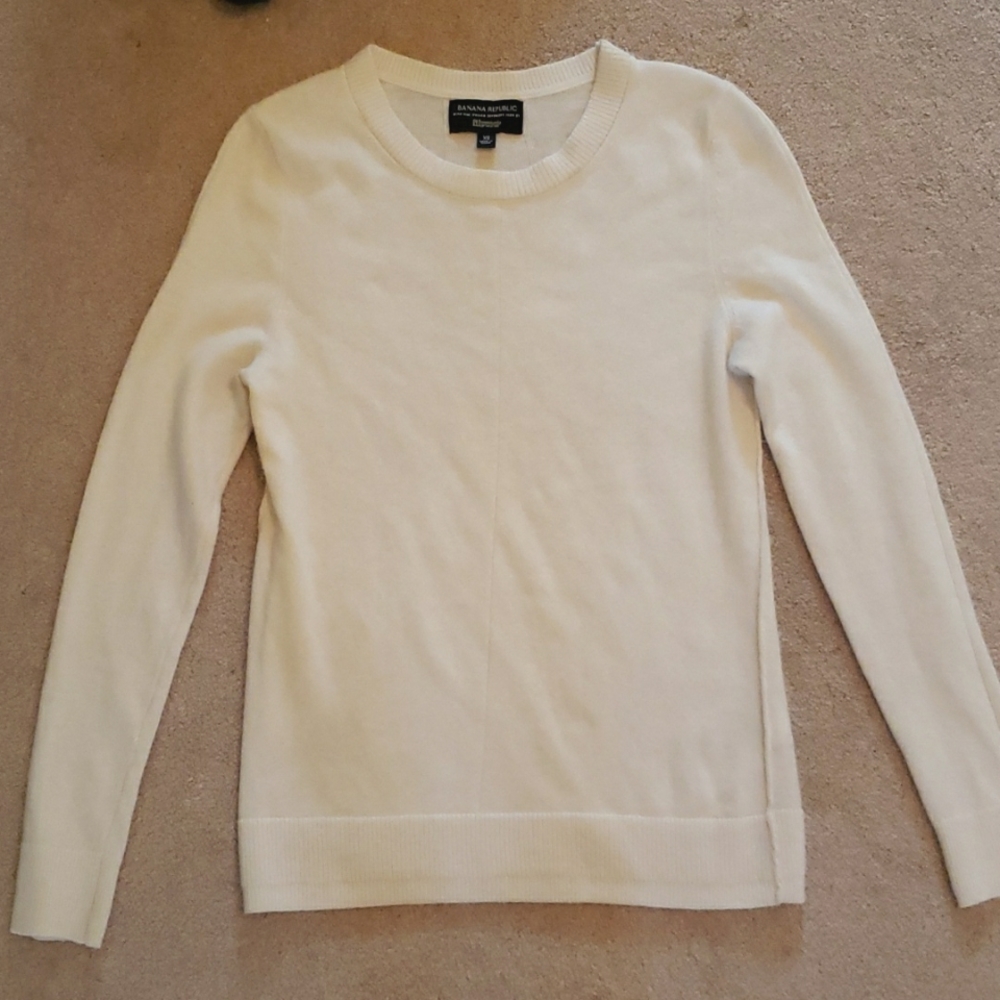 Banana Republic cream pullover sweater, XS